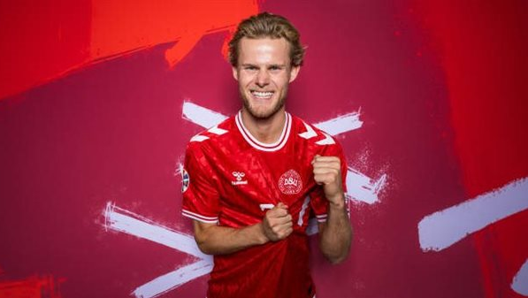 مورتن هيولماند على طاولة مفاوضات مانشتسر يوناتيد