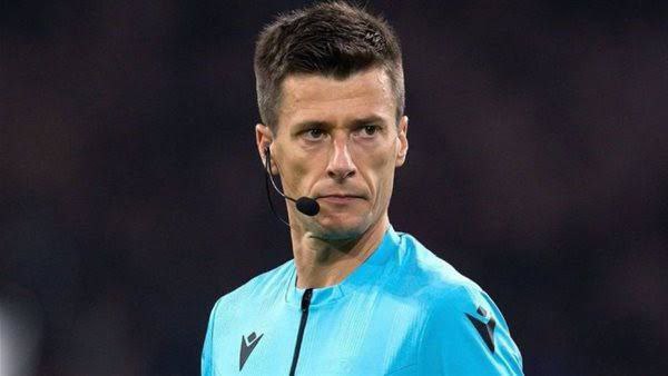 المصري يضع حارس مودرن سبورت تحت الانظار