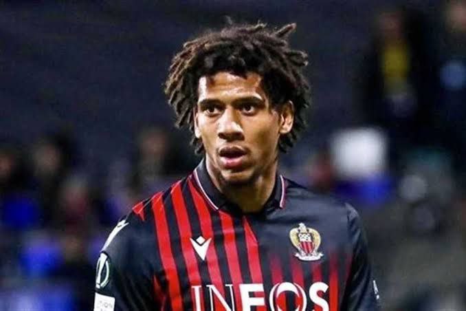 يوفنتوس يسابق الزمن للتعاقد مع مدافع ستاد نيس