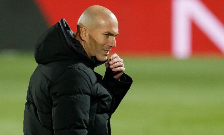 رونالدو يقترح زيدان مدربًا للنصر