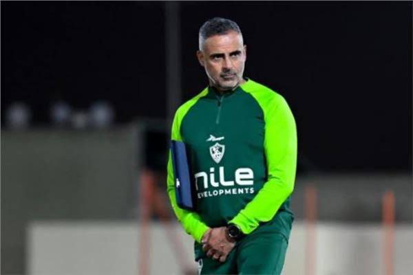 خضوع بدلاء الزمالك لتدريبات بدنية على ستاد القاهرة