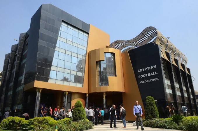 اتحاد الكرة يغلق باب قيد القائمة الأولى ويحدد مواعيد القيد الإضافية للموسم الجديد