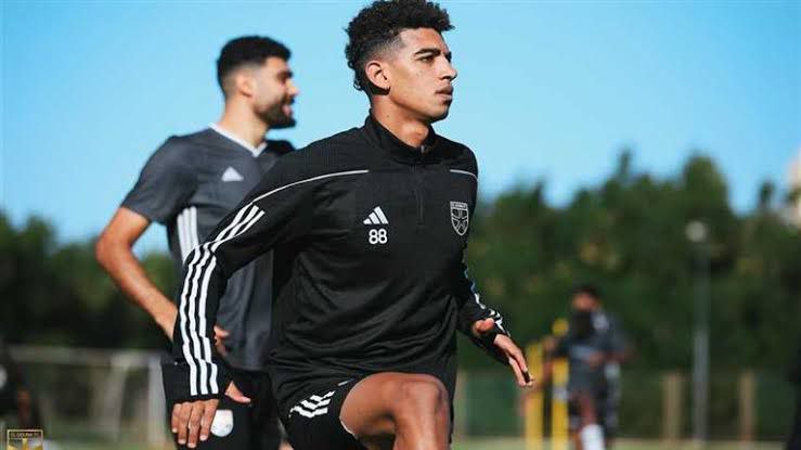 أحمد محمود يقطع إعارته من الجونة ويعود لصفوف الزمالك