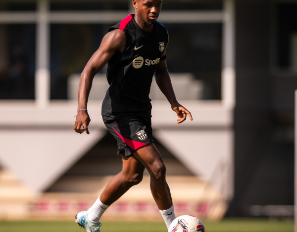 برشلونة يعيد بالدي وأراوخو للمعسكر بعد شفائهم من الإصابة