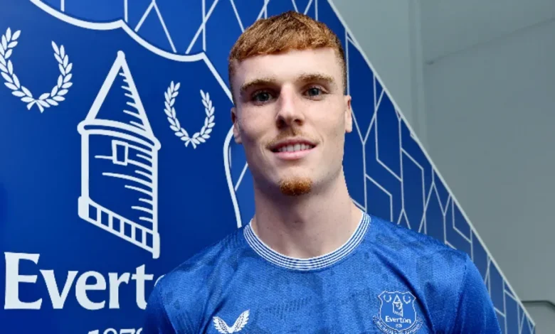 إيفرتون يضم أوبراين من ليون مقابل 16.4 مليون جنيه إسترليني