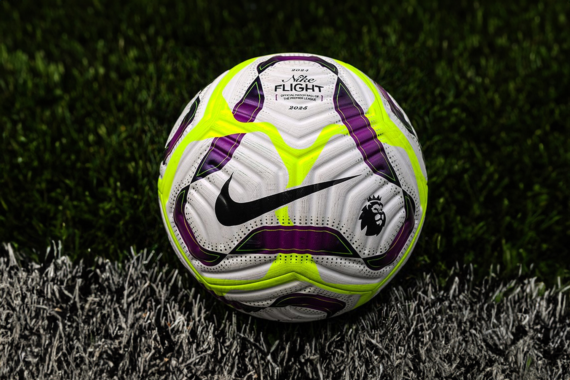 الدوري الإنجليزي يعلن عن الكرة الجديدة لموسم 2024-2025