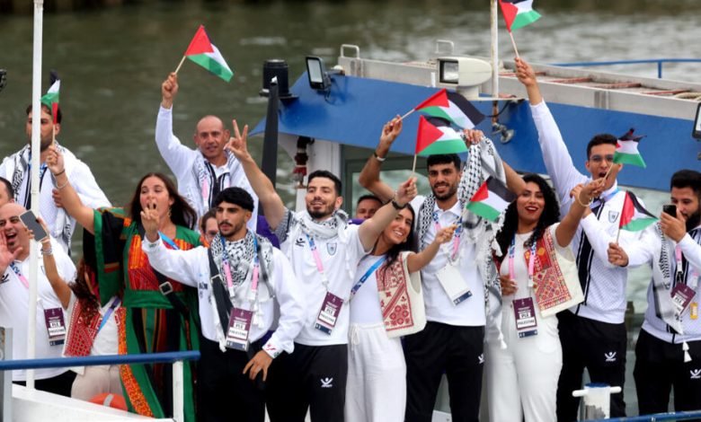 المنظمون يوافقوا على قميص أبو سل.. رسالة السلام الفلسطيني في أولمبياد باريس 2024