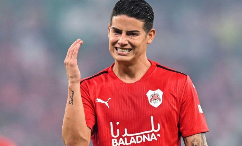 الوداد المغربي يسعى للتعاقد مع جيمس رودريجيز وماريو بالوتيلي