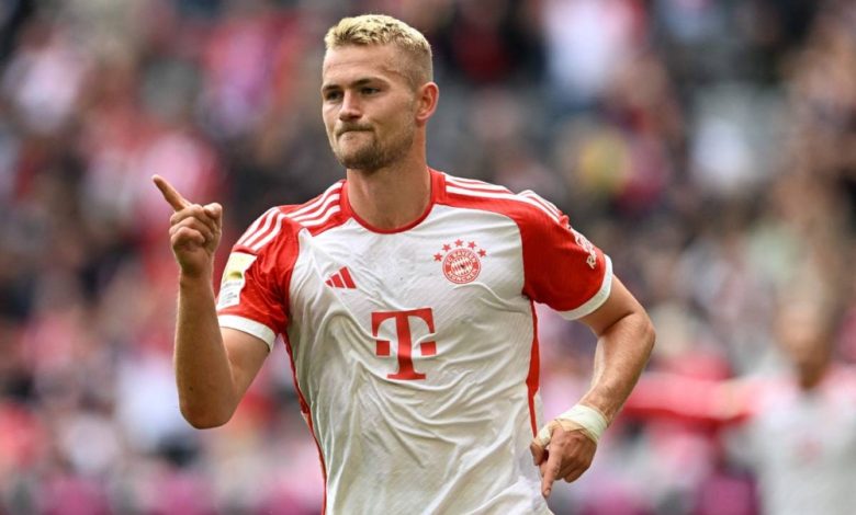 بايرن ميونخ يرفض عرض مانشستر يونايت لضم ماتياس دي ليخت