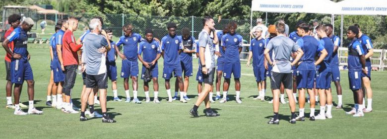 بعد فشل المفاوضات مع فينواي سبورتس.. بوردو يهبط إلى الدرجة الثالثة