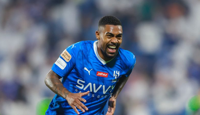 جدل جديد حول التحاق نجم الهلال بالسوبر السعودي