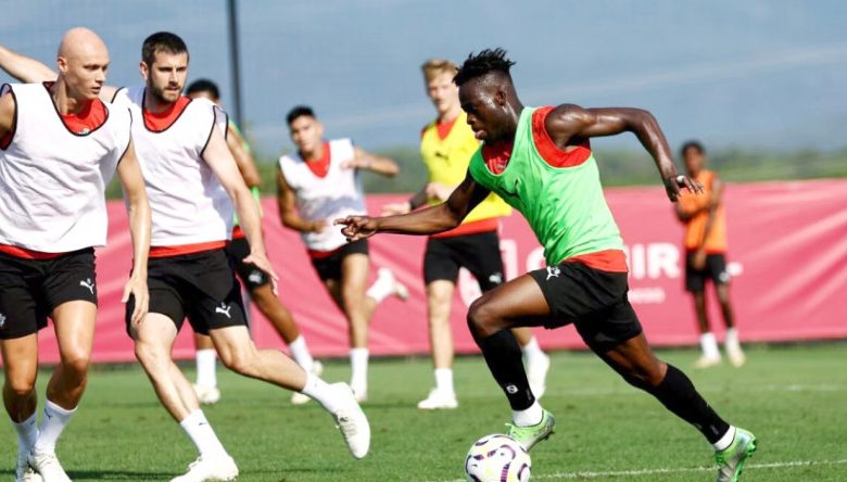 ساوثهامبتون يعزز صفوفه بالبرازيليين ولينجتون وخوان