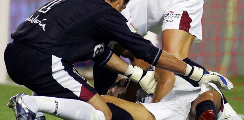 في بطولة تكريم الذكرى.. إشبيلية يرفع كأس أنطونيو بويرتا