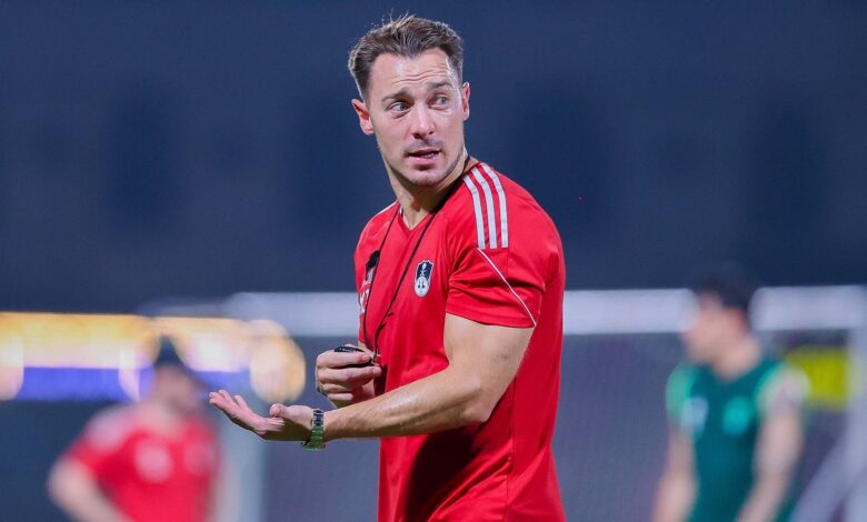 ماتياس يايسله يحتفظ بلقب أصغر مدرب في دوري روشن