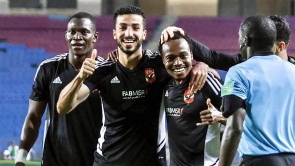 ضربة قوية للنادي الأهلي بإصابة ثنائي الفريق قبل مواجهة البنك غدًا