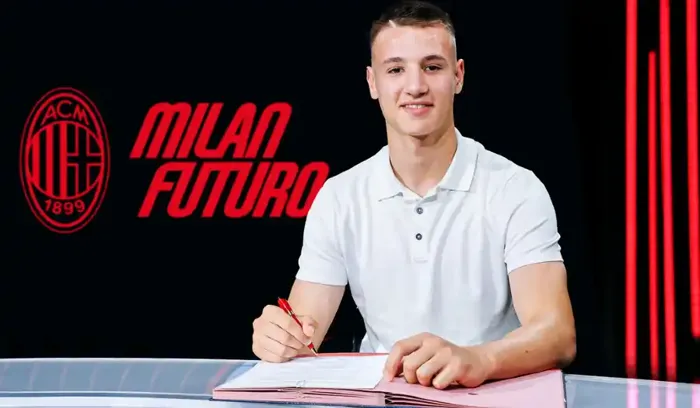 ميلان يوقع عقدًا احترافيًا مع فرانشيسكو كاماردا