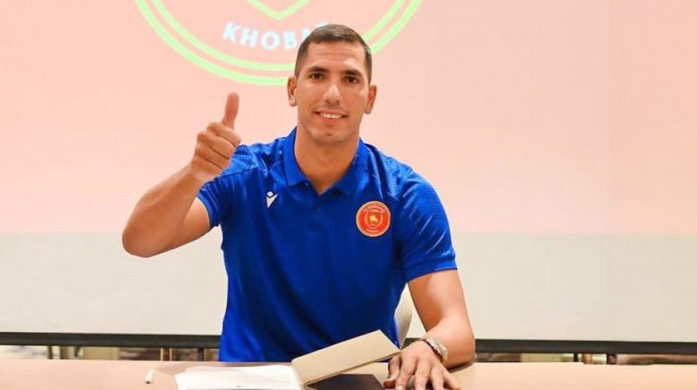 نادي القادسية يفسخ تعاقده مع الحارس الإسباني جويل روبلز