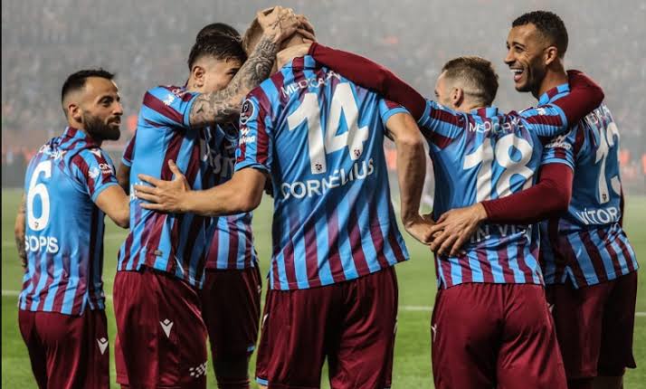 يوم المنافسات العالمية: مواعيد المباريات اليوم الخميس 25-7-2025