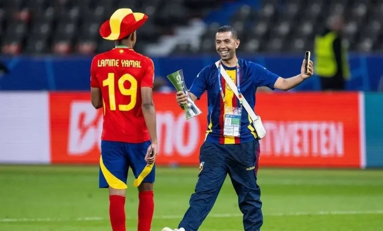 والد نجم برشلونة لامين يامال يتعرض للطعن