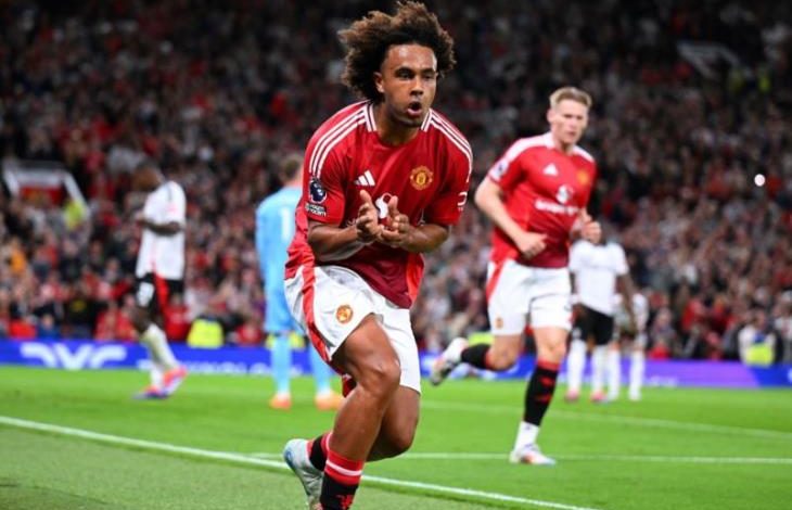 على خطى نيستلروي.. زيركزي يسجل أول أهدافه مع مانشستر يونايتد