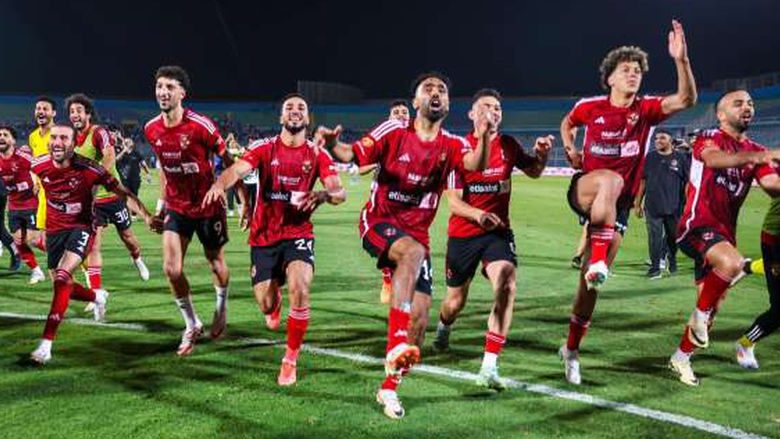 الأهلي يطيح بـالمنبوذ ويحصل على توقيع صفقتين جديدتين