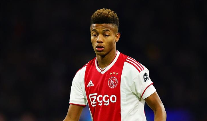 هل حان موعد رحيل النجم البرايلي نيريس الى نابولي؟