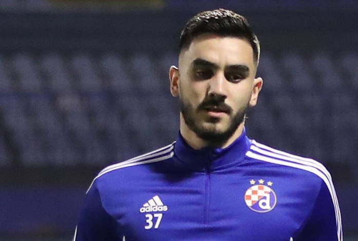 يوفنتوس يُفكر في مدافع أياكس بعد ضياع توديبو