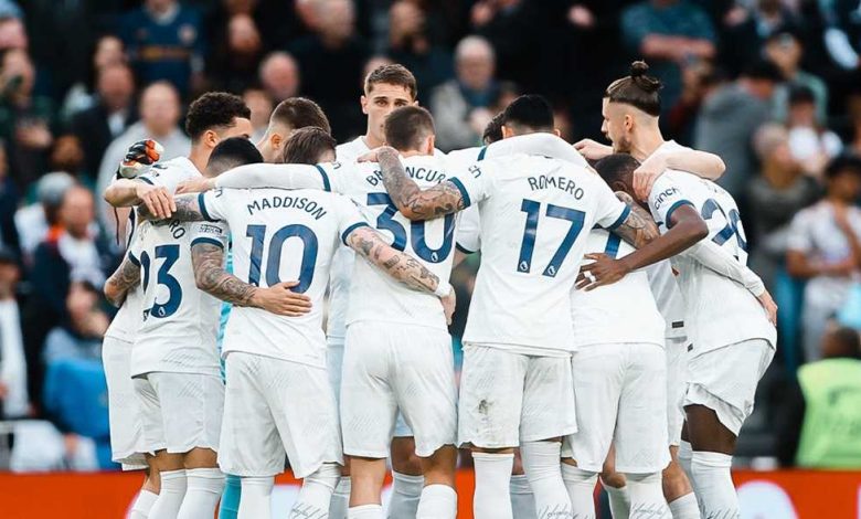 تحت عنوان «تجرأ على اللعب».. توتنهام يعلن عن قميصه الثالث