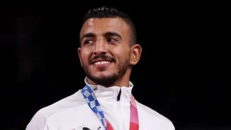 براءة كيشو لاعب المصارعة المصري من تهمة التحرش بفتاة فرنسية