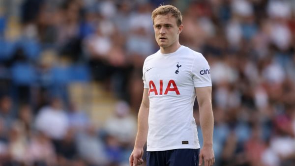 ليستر سيتي يبرم اتفاقًا مع توتنهام لانتقال أوليفر سكيب إلى صفوفه