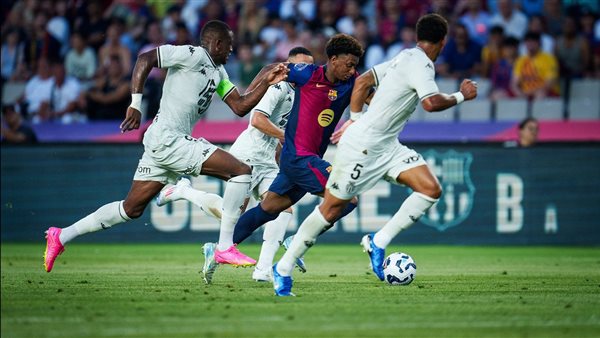 موناكو يضرب شباك برشلونة بثلاثية في كأس جوان جامبر