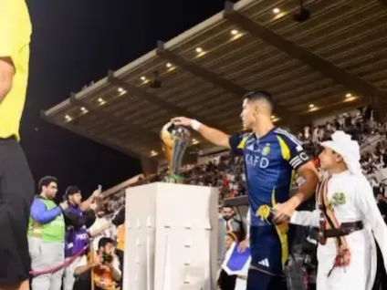 اللمسة الملعونة تكلف رونالدو كأس السوبر السعودي