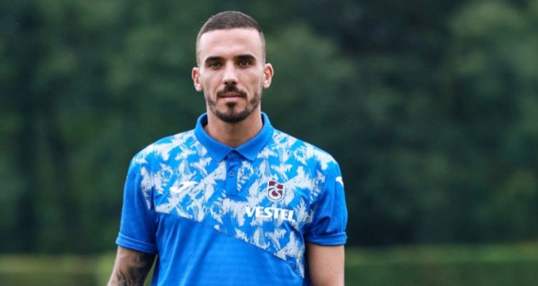 كوربيليس يعبر الفحص الطبي ويقترب من للخليج