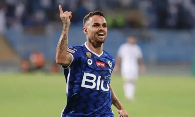 ميشايل ديلغادو يقترب من الانتقال إلى فلامنجو بعد مغادرته الهلال