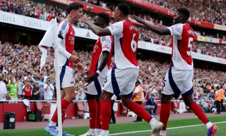 شاهد.. أرسنال يبدأ الموسم بفوز على وولفرهامبتون بثنائية