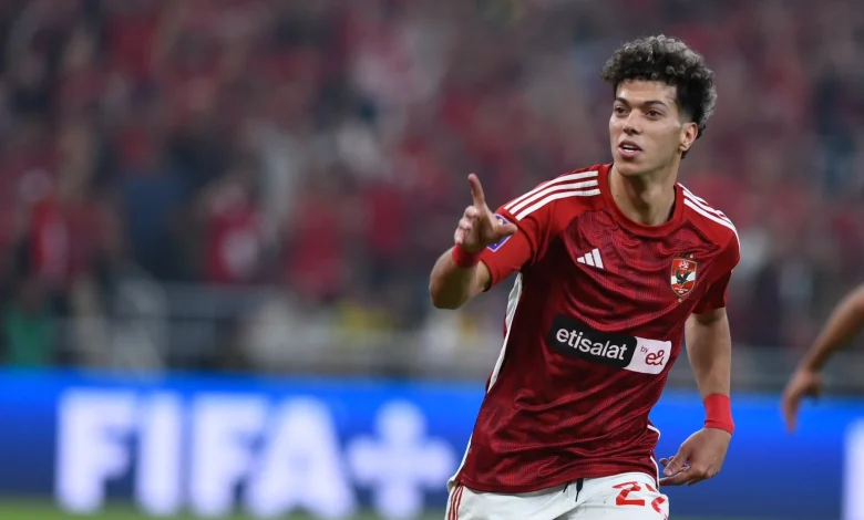 فوز إمام عاشور ومروان عطية بلقب أفضل ثنائي خط وسط