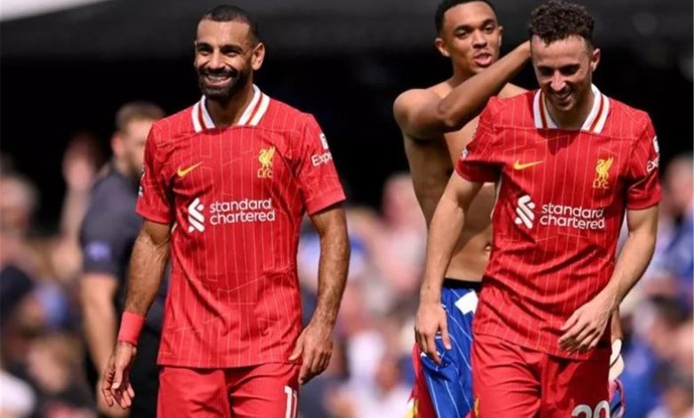 ملاك ليفربول يتخذون قرارًا استثنائيًا بشأن مستقبل صلاح مع الفريق