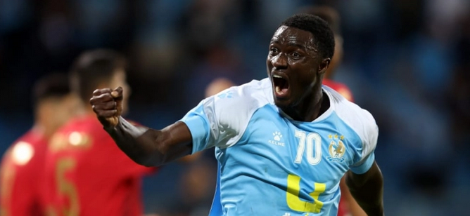 أداء مميز لـ سيمون ديدهيو يثبت قدراته مع الفيصلي الأردني