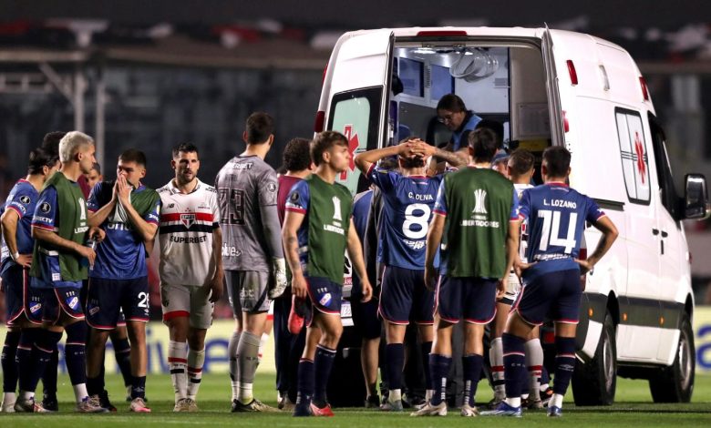 أوروجواي تعلق أنشطة كرة القدم بعد أزمة قلبية مفاجئة للاعب