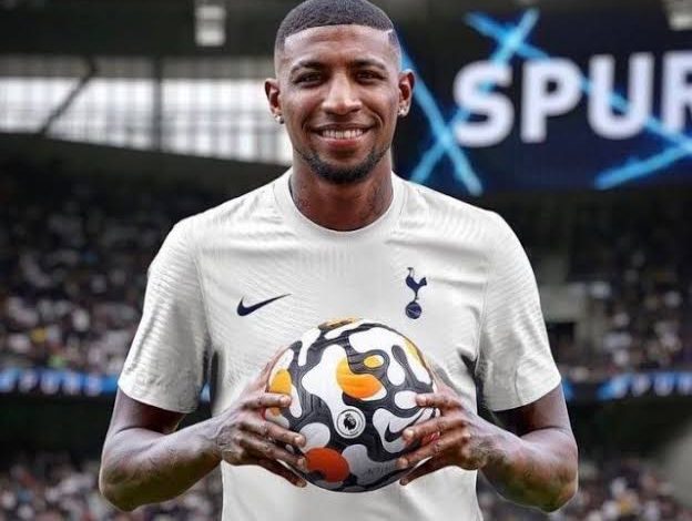 إيه سي ميلان يتعاقد مع البرازيلي إيمرسون