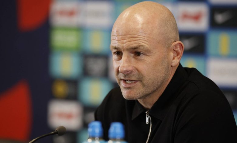 كارسلي يقرر عدم غناء النشيد الوطني الإنجليزي في مواجهة أيرلندا