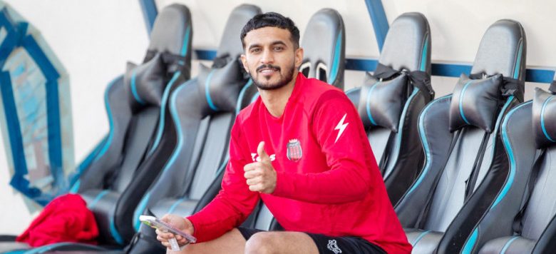 الأخدود يضم آل عباس حتى 2026 بعد تأخير موافقة الاتفاق