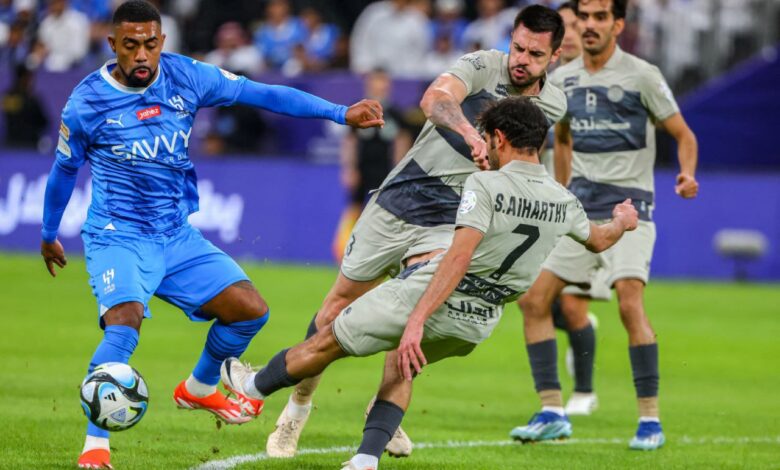 الأخدود يواجه الهلال بأزمة نقص الأجانب