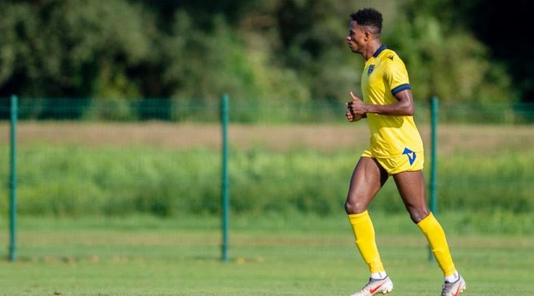 التعادل السلبي يحسم مباراة ضمك والتعاون في معسكر سلوفينيا