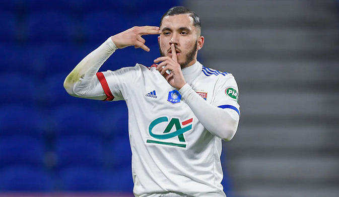 بعد إخفاقه في الأولمبياد.. الجزائر تقترب من ضم نجم فرنسي