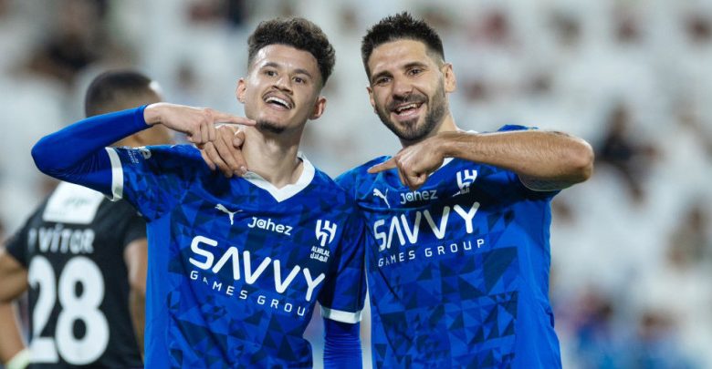 الحمدان يتألق بصناعة هدفين في افتتاح دوري روشن