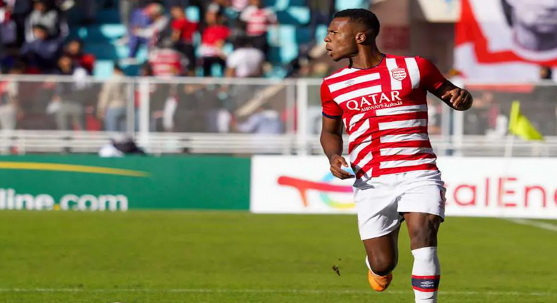 الحمروني يُغادر معسكر الإفريقي التونسي للإصابة