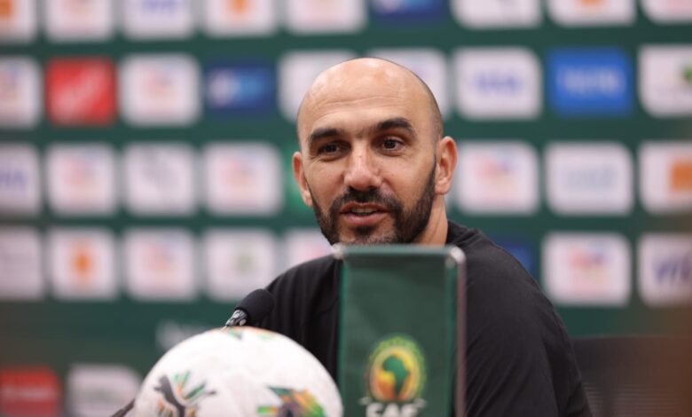 الركراكي يوضح سبب استبعاد يحيى عطية الله من قائمة منتخب المغرب
