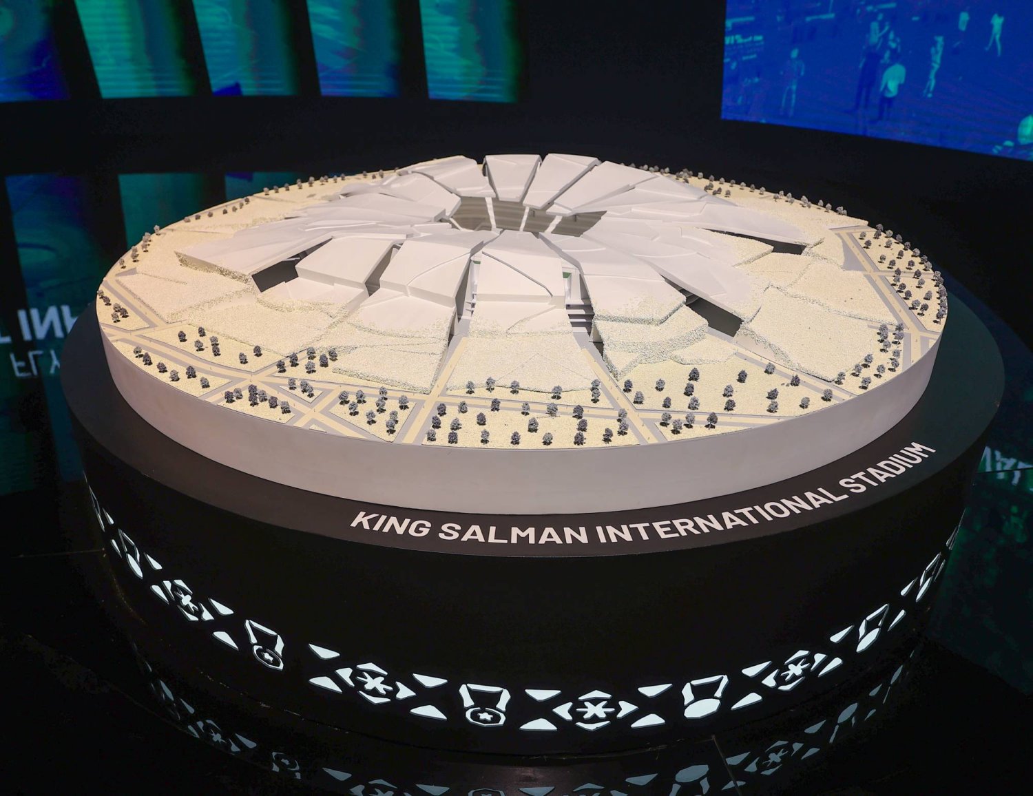 السعودية تستعد لاستضافة كأس العالم 2034 وتؤكد جاهزيتها لتنظيم نسخة استثنائية