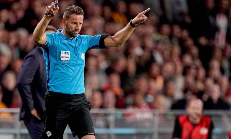 السويدي نيبرج يدير مباراة مصر وباراجواي في ربع نهائي أولمبياد باريس 2024